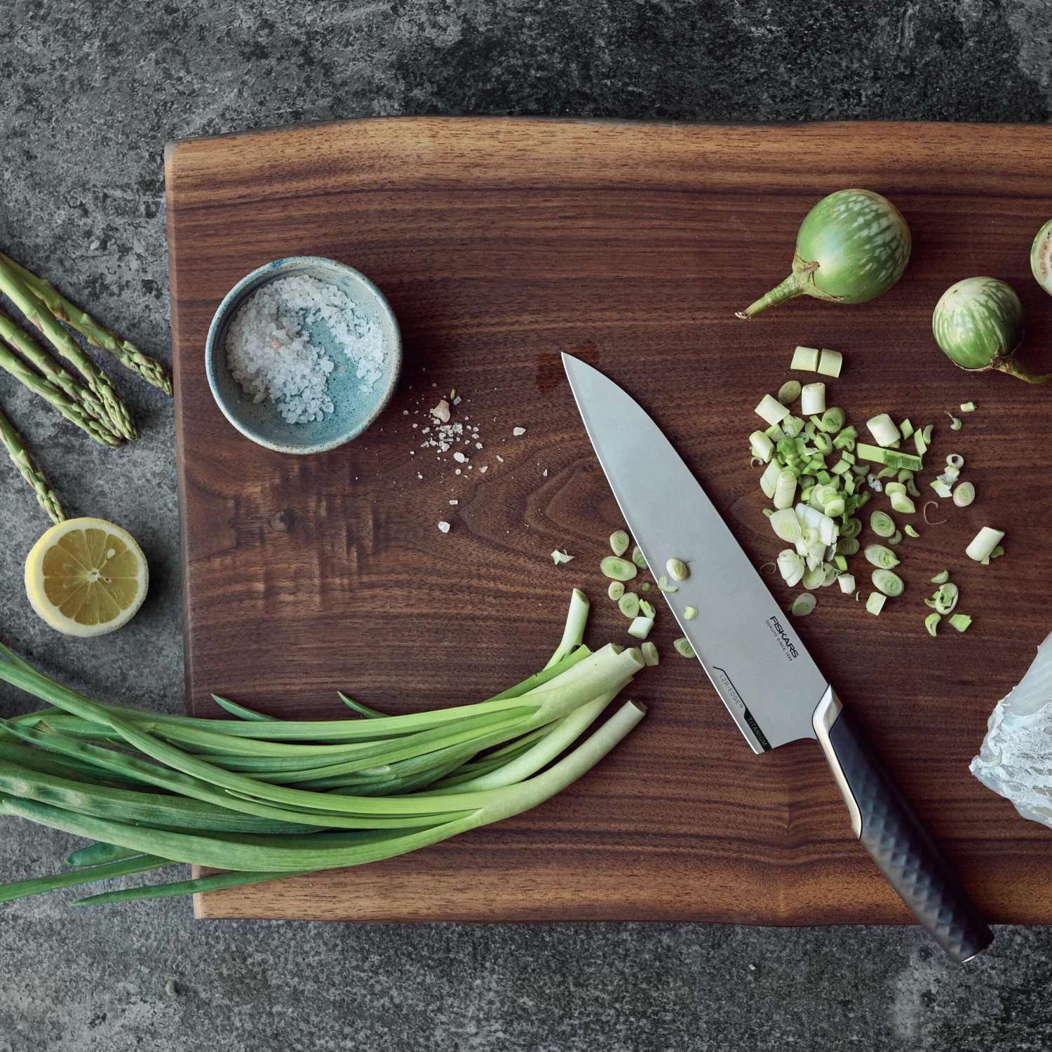 Fiskars Titanium Kochmesser 20cm 7 Fiskars Titanium Kochmesser 20cm – Bild 7