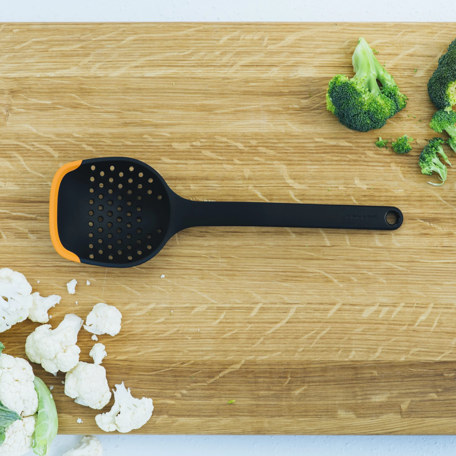 Fiskars Functional Form Schaumlöffel 29,6cm 4 Fiskars Functional Form Schaumlöffel 29,6cm – Bild 4