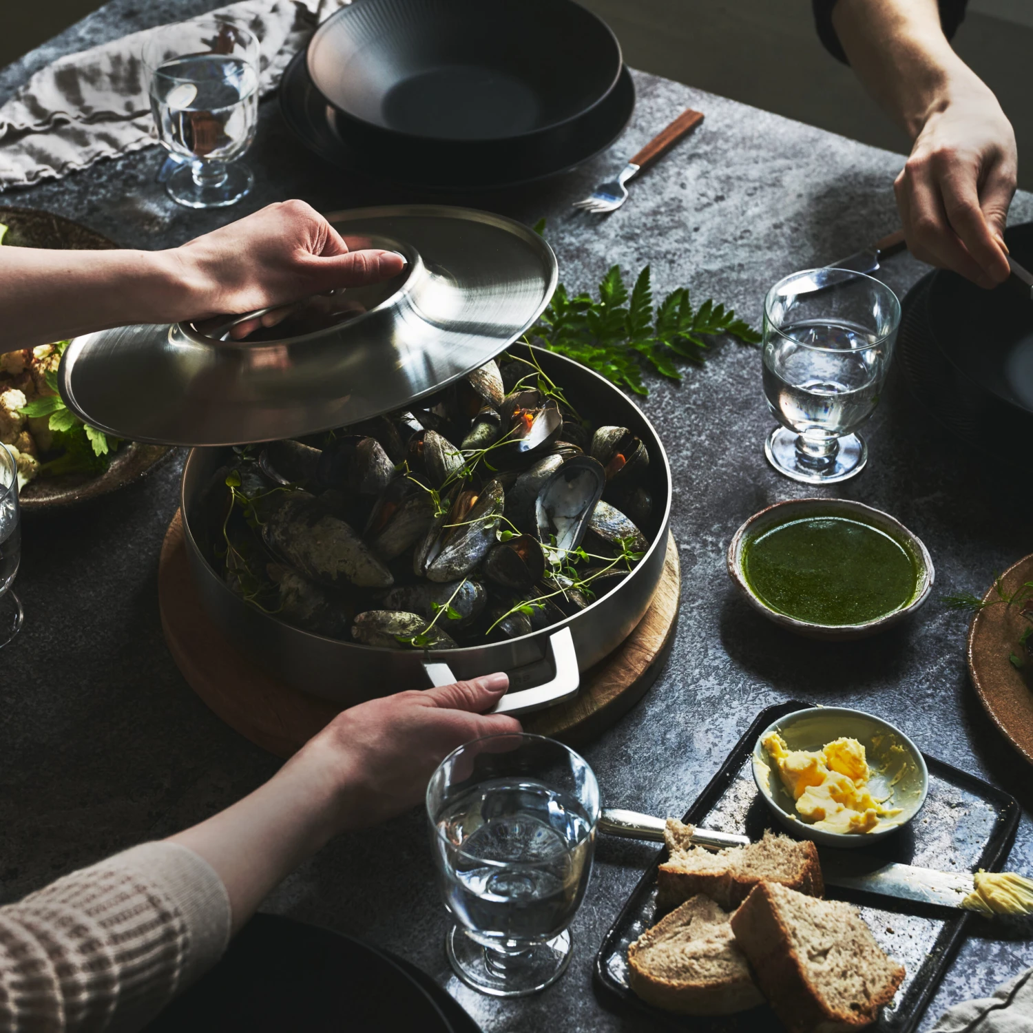 Fiskars Norden Bräter Edelstahl 4 Fiskars Norden Bräter Edelstahl – Bild 4