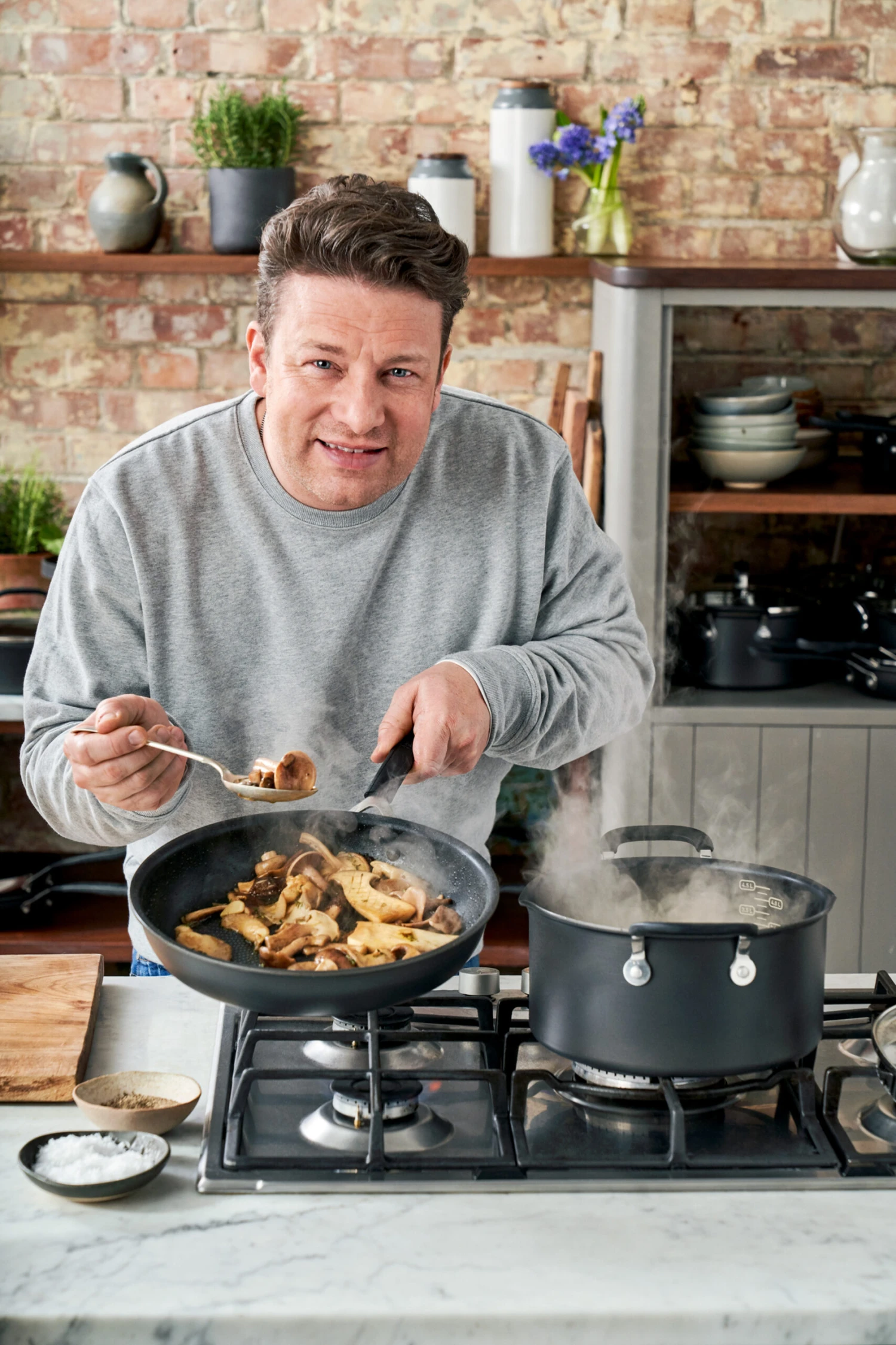 Tefal Jamie Oliver Quick & Easy Wokpfanne Hart Eloxiert 4 Tefal Jamie Oliver Quick & Easy Wokpfanne Hart Eloxiert – Bild 4