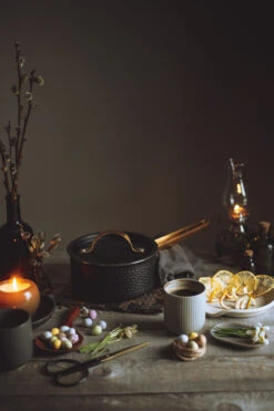Arvet Gehämmerter Schwarzer Topf Mit Deckel 9 Arvet Gehämmerter Schwarzer Topf Mit Deckel -Küchen Verkauf 513364 01 4 EnvironmentImage b7eade14ed