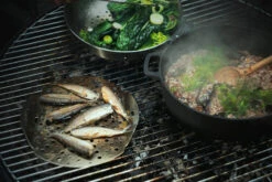 Fiskars Norden Grill Chef 3-i-1 Grillkorb 10 Fiskars Norden Grill Chef 3-i-1 Grillkorb -Küchen Verkauf 574555 01 40 EnvironmentImage 314a3b6872 scaled