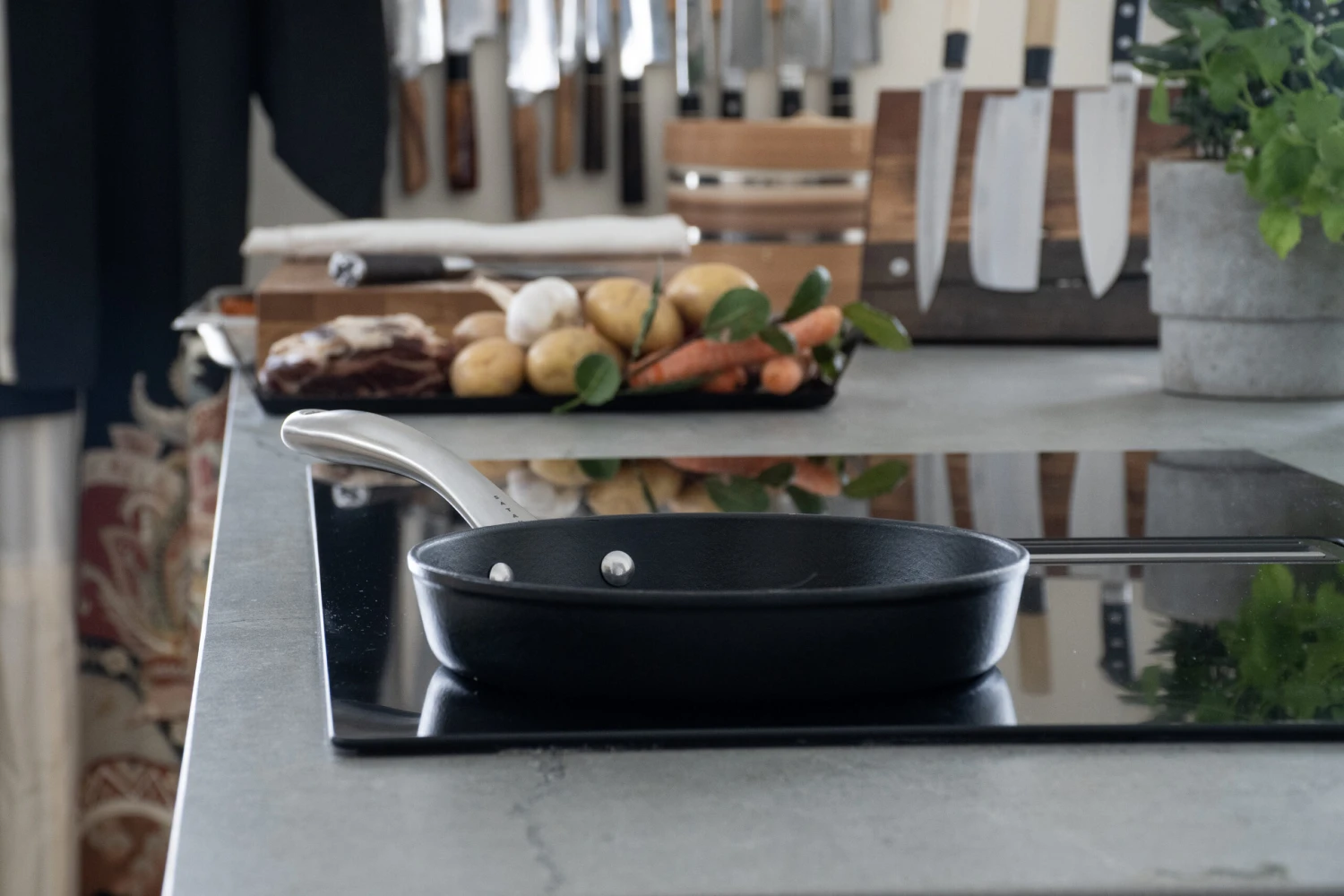 Satake Gusseisenpfanne 5 Satake Gusseisenpfanne – Bild 5